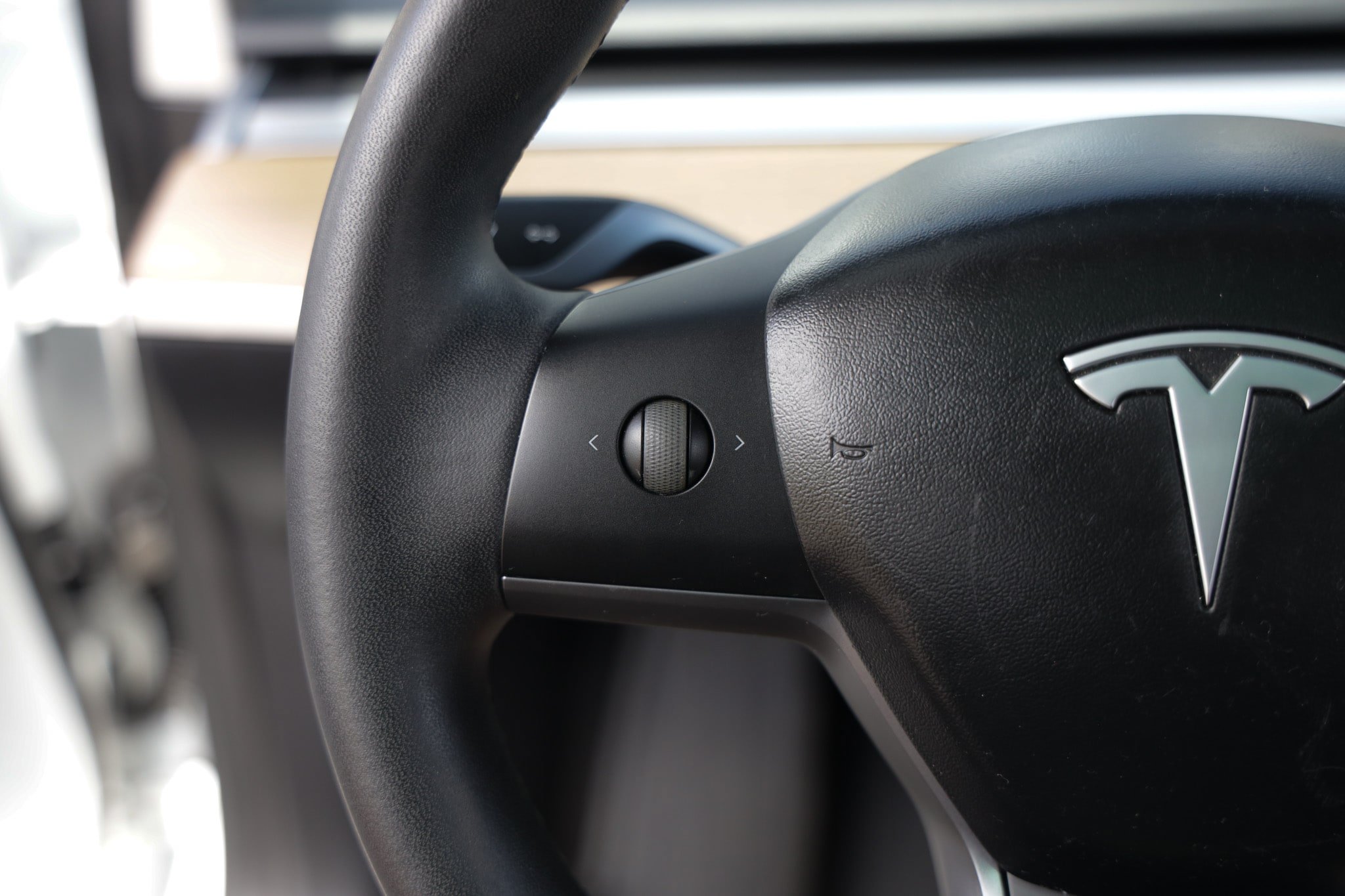 Used 2020 Tesla Model 3 Standard Range Plus RWD image 32