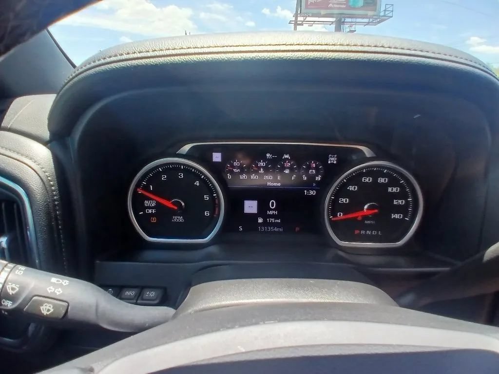 Used 2020 Chevrolet Silverado 1500 High Country w/ Technology Package AWD/4WD image 29