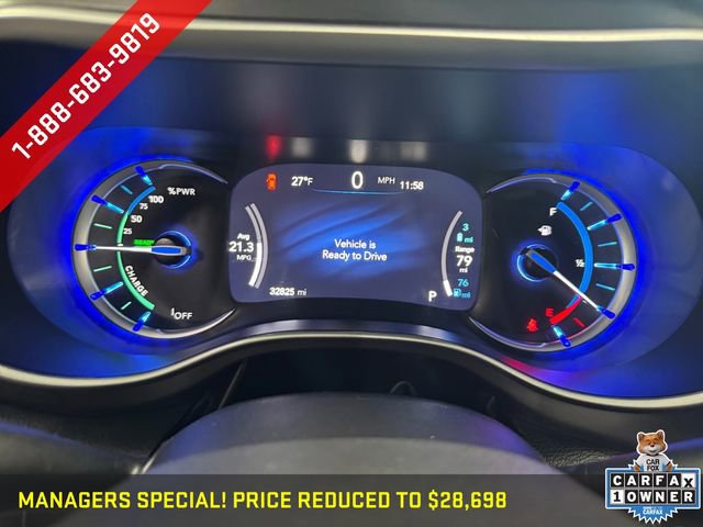 Used 2024 Chrysler Pacifica Limited FWD image 3