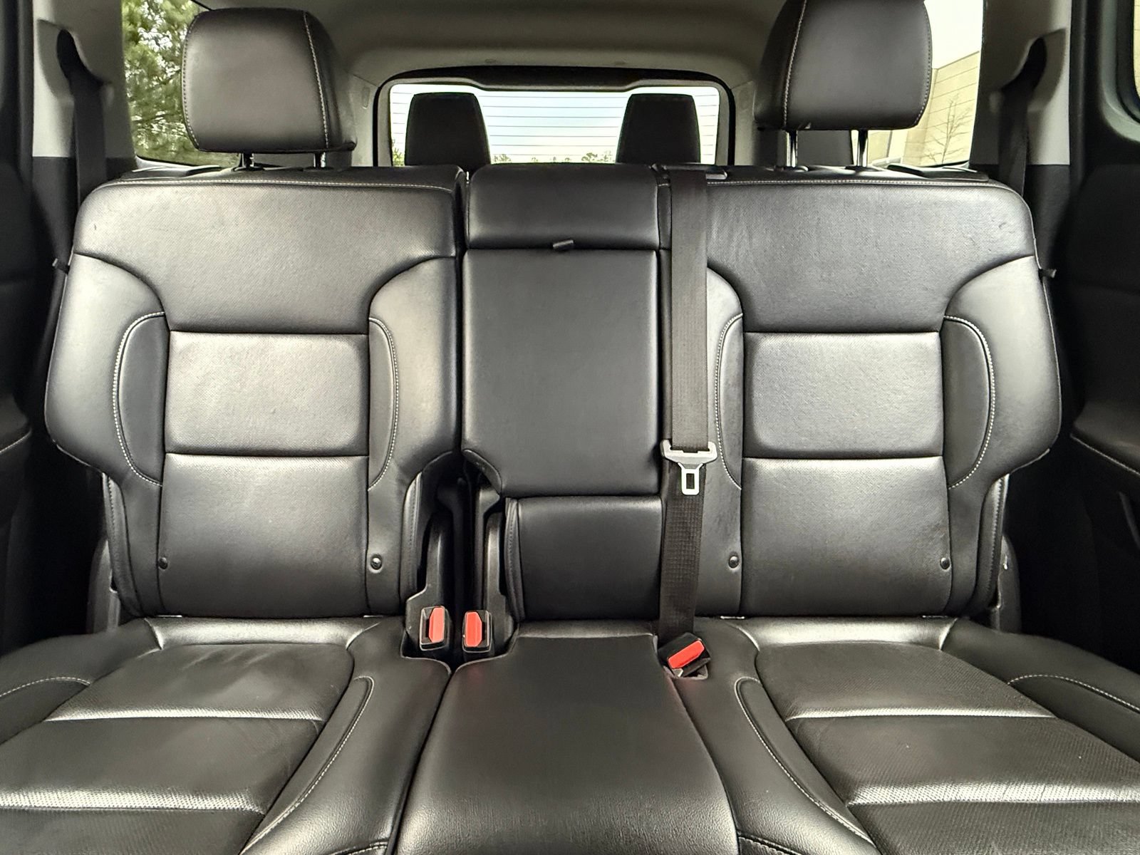 Used 2023 GMC Acadia SLT FWD image 41