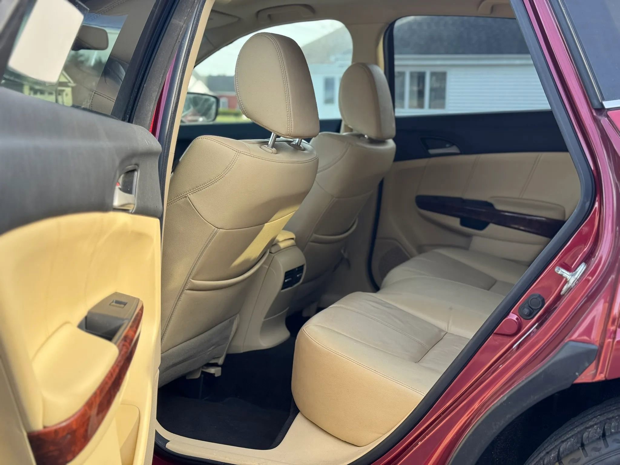 Used 2010 Honda Crosstour EX-L image 14