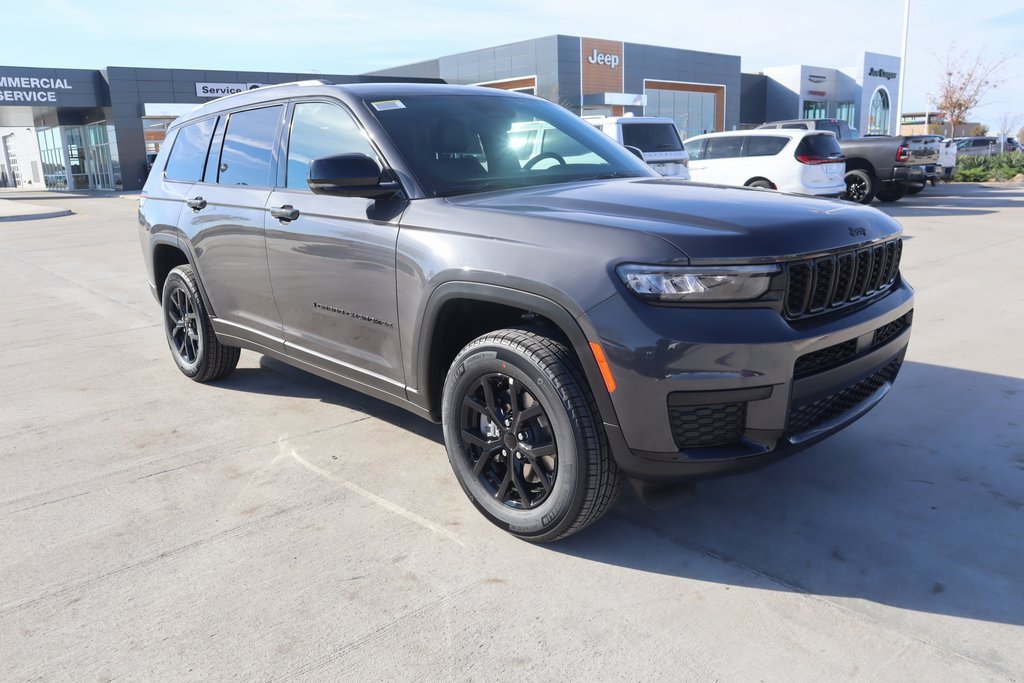 New 2025 Jeep Grand Cherokee L Altitude