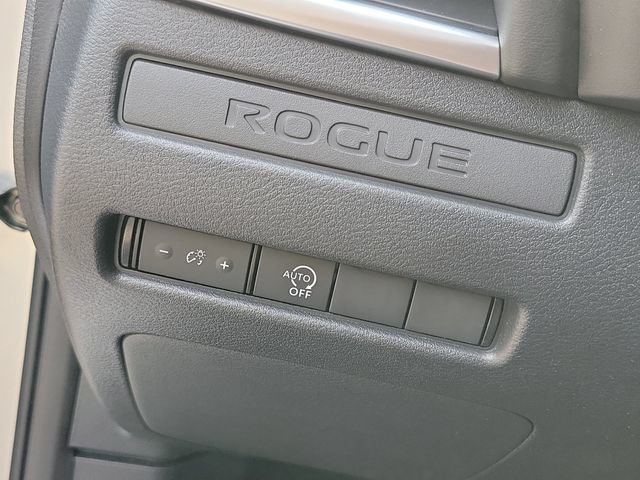 Certified 2025 Nissan Rogue S AWD/4WD image 9