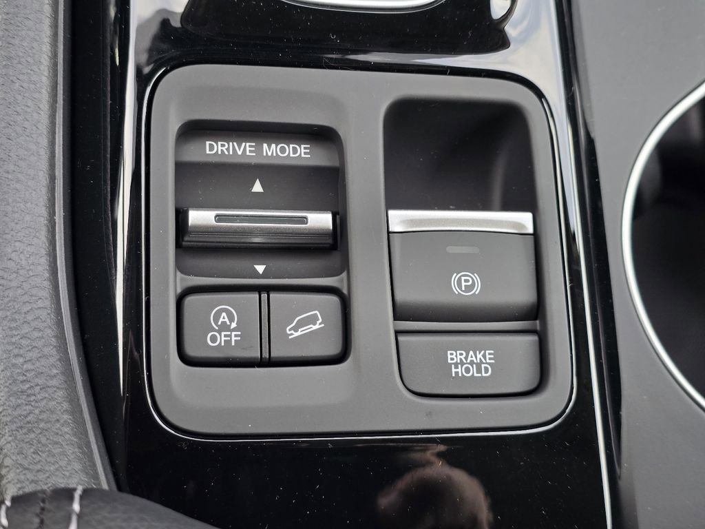 New 2026 Honda Pilot Touring image 21