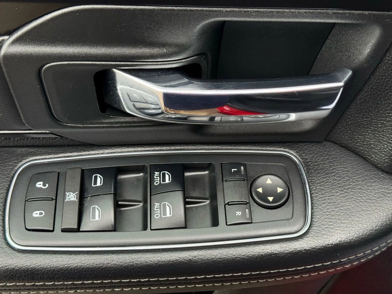 Used 2017 RAM 1500 Rebel image 15