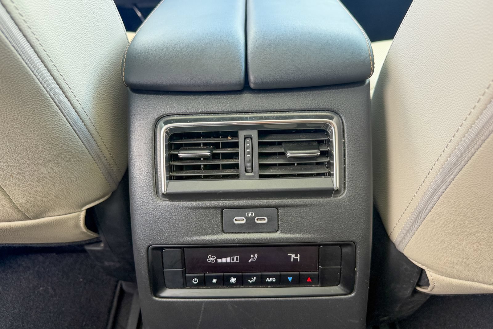 Used 2025 MAZDA CX-70 Plug-In Hybrid w/ Premium Pkg AWD/4WD image 26