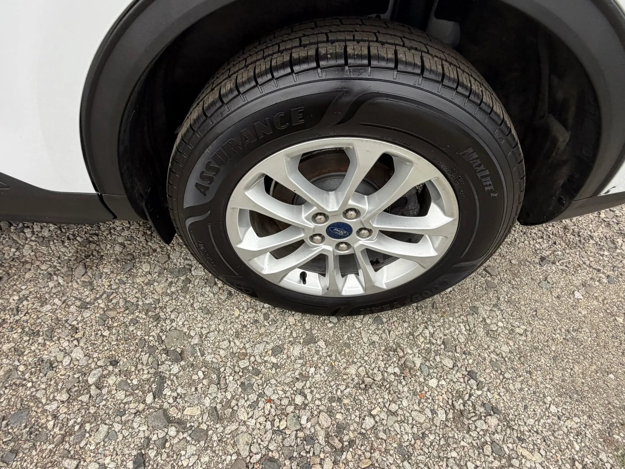 Used 2022 Ford Escape SE AWD/4WD image 9