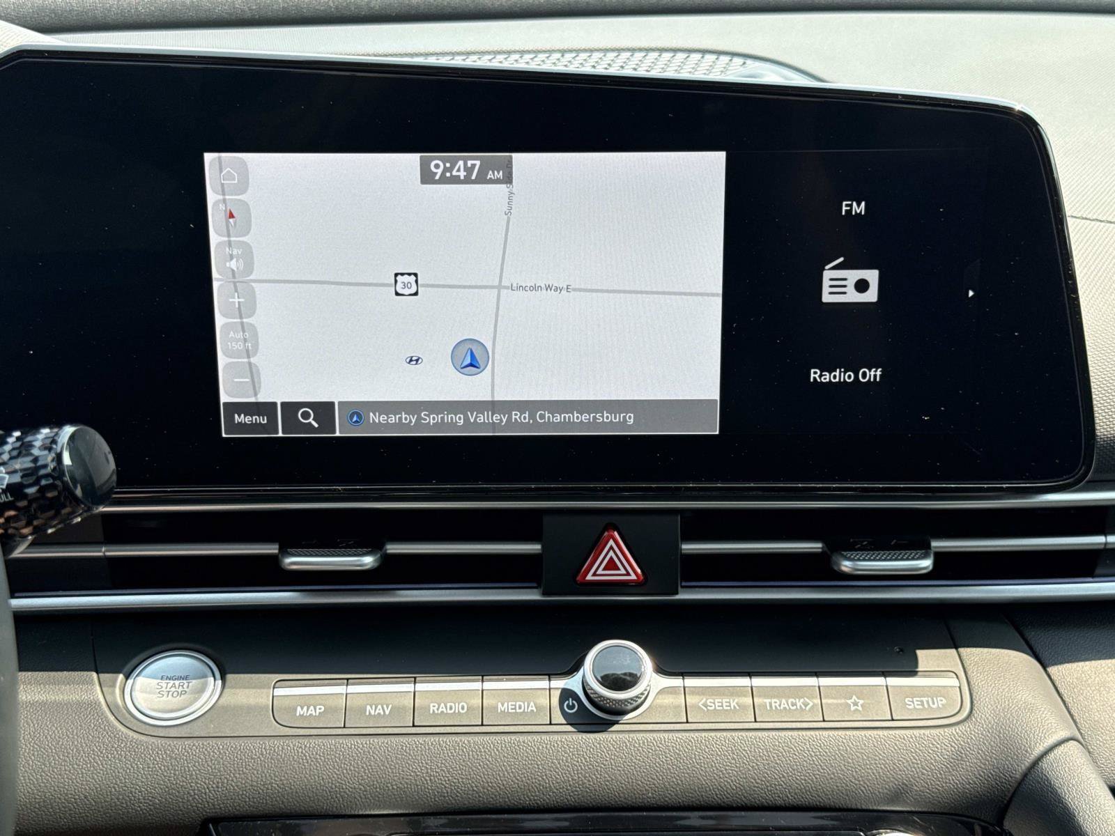 Certified 2024 Hyundai Elantra Limited FWD image 5
