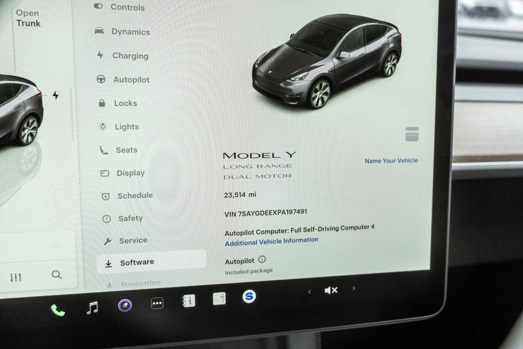 Used 2023 Tesla Model Y Long Range image 15