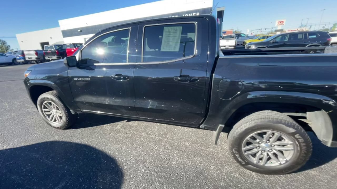 Used 2023 Chevrolet Colorado LT w/ LT Convenience Package II AWD/4WD image 7