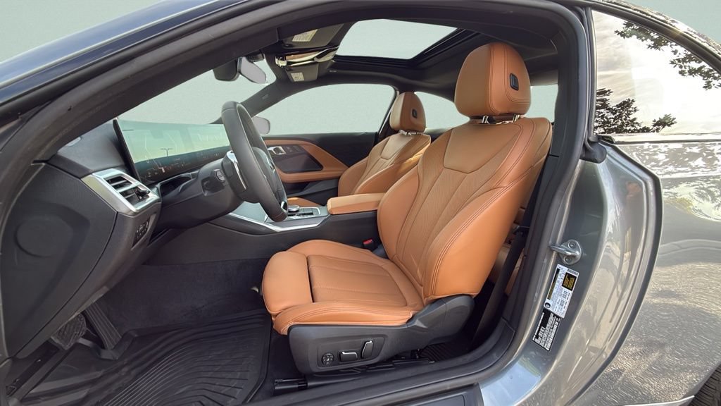 Certified 2026 BMW 230i Coupe w/ Premium Package RWD image 5