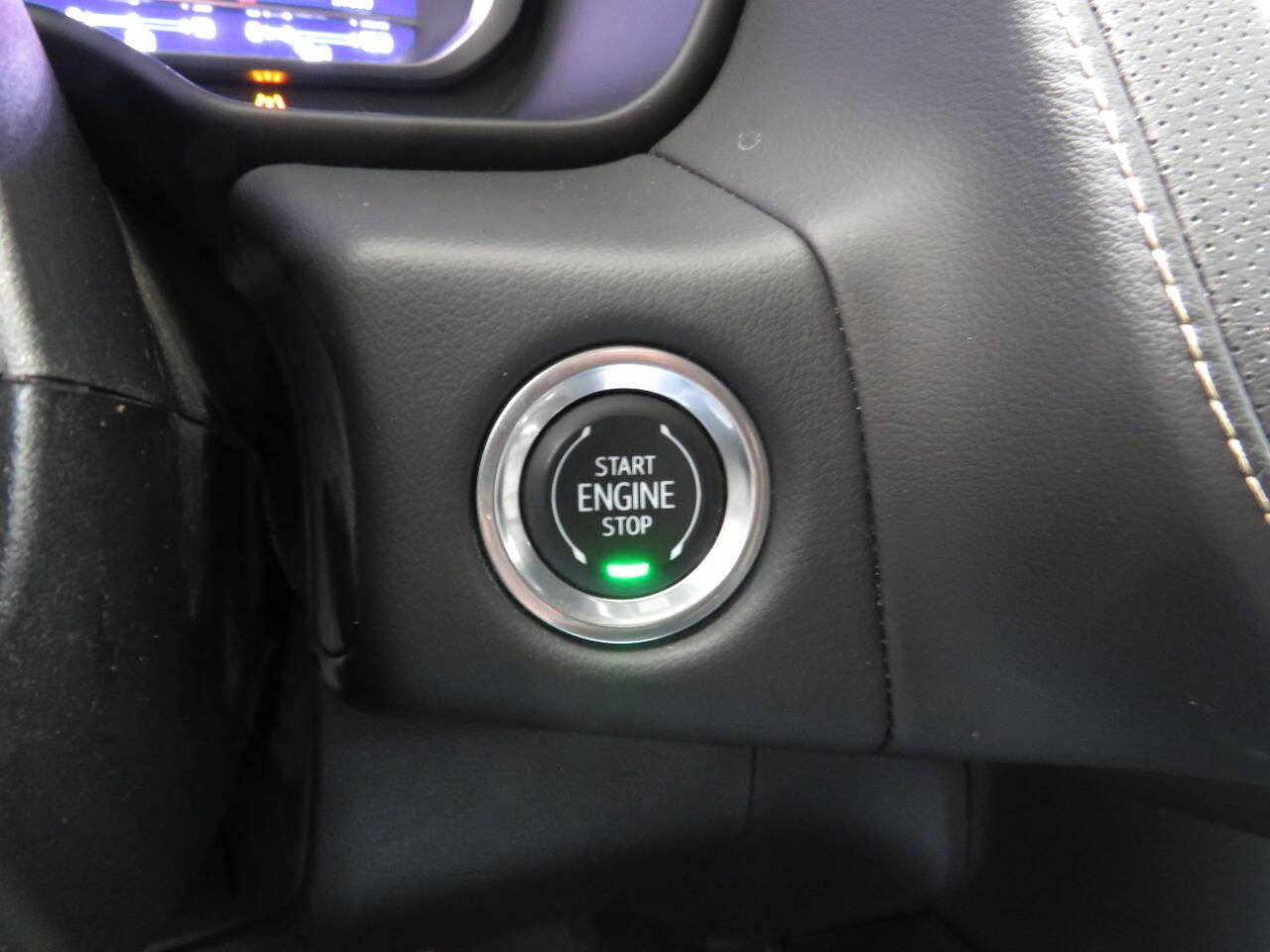 Used 2023 Chevrolet Suburban Premier RWD image 20