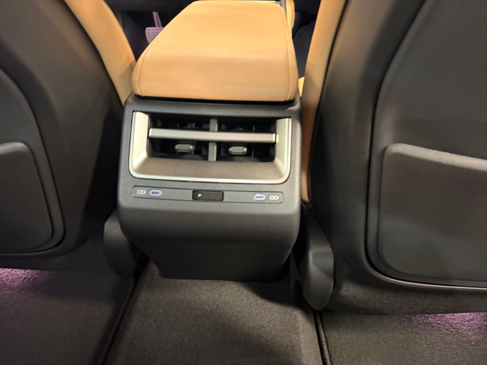 New 2026 Lexus ES 350h AWD w/ Convenience Package image 30