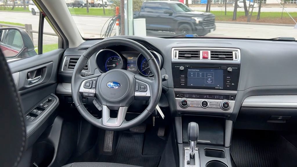 Used 2017 Subaru Outback 2.5i Premium image 20