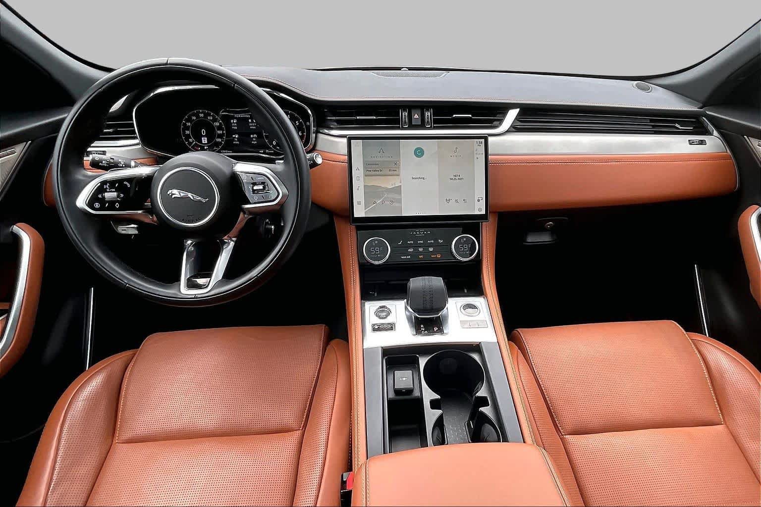 Used 2025 Jaguar F-PACE R-Dynamic S AWD/4WD image 15