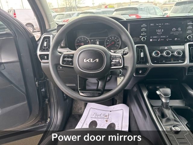 Used 2023 Kia Sorento LX image 16