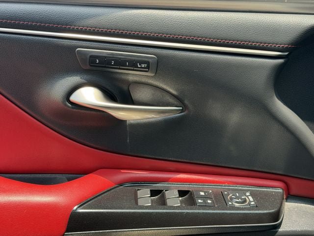 Used 2020 Lexus ES 350 F Sport w/ Accessory Package 2 FWD image 24
