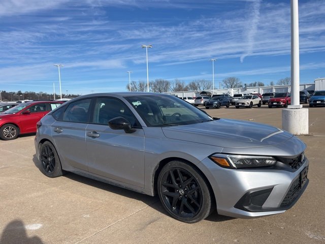 Used 2024 Honda Civic Sport image 1
