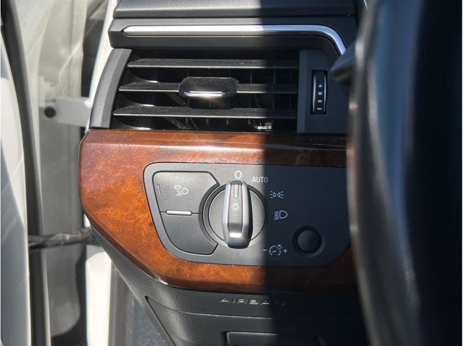 Used 2019 Audi A4 2.0T Premium w/ Convenience Package AWD/4WD image 20