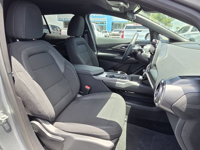 Certified 2026 Chevrolet Equinox EV LT w/ Comfort Package FWD image 17