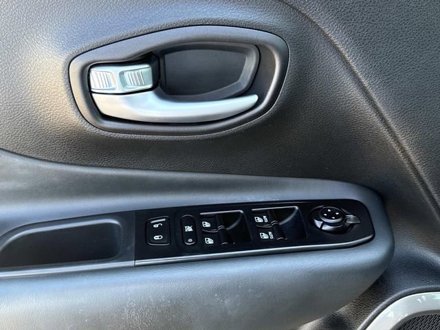 Used 2022 Jeep Renegade Sport AWD/4WD image 26