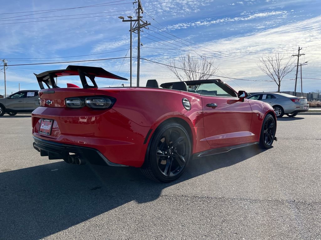 Used 2023 Chevrolet Camaro LT w/ RS Package image 32