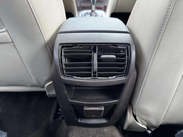 Used 2011 Buick Regal CXL Turbo w/ TO2 Preferred Equipment Group image 36