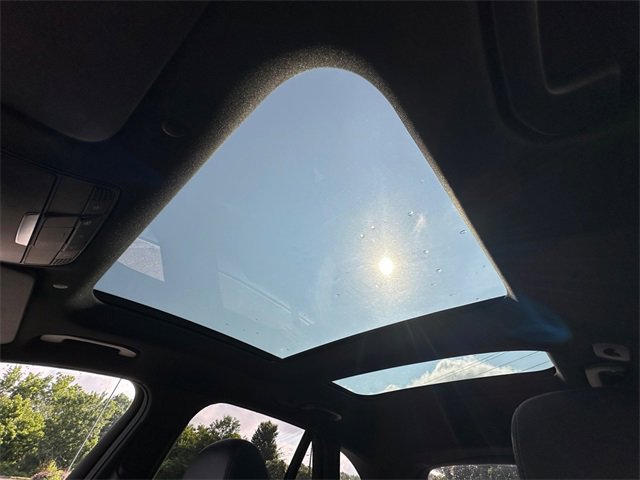 Used 2022 Mercedes-Benz GLC 300 image 27