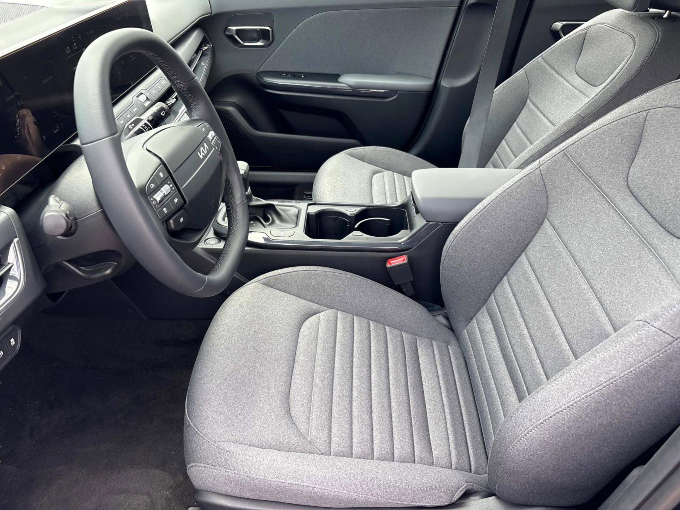 New 2025 Kia K4 EX image 20