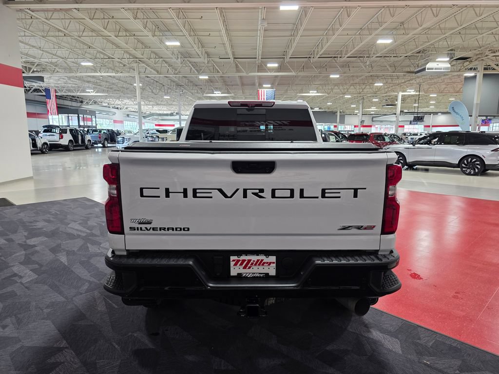 Certified 2024 Chevrolet Silverado 2500 ZR2 w/ Technology Package AWD/4WD image 4
