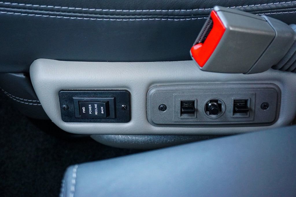 Used 2023 GMC Savana 2500 Extended image 75