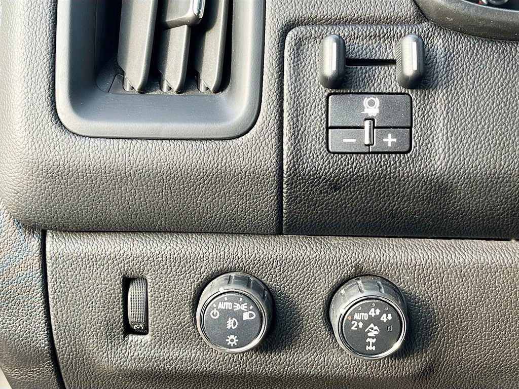 Used 2022 Chevrolet Colorado ZR2 w/ ZR2 Dusk Special Edition image 10