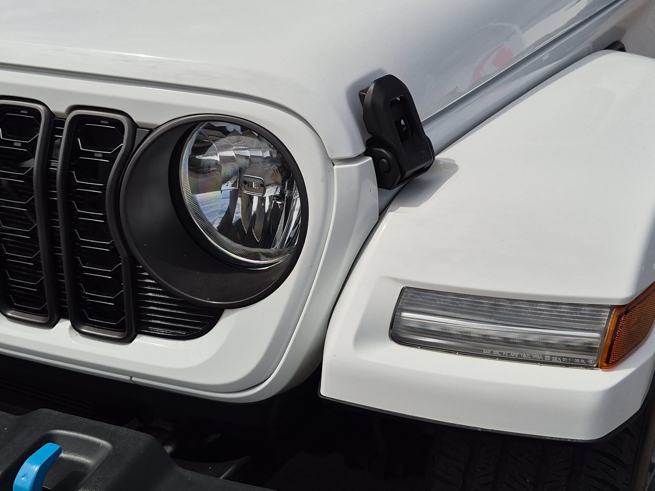 Used 2024 Jeep Wrangler Unlimited AWD/4WD image 9
