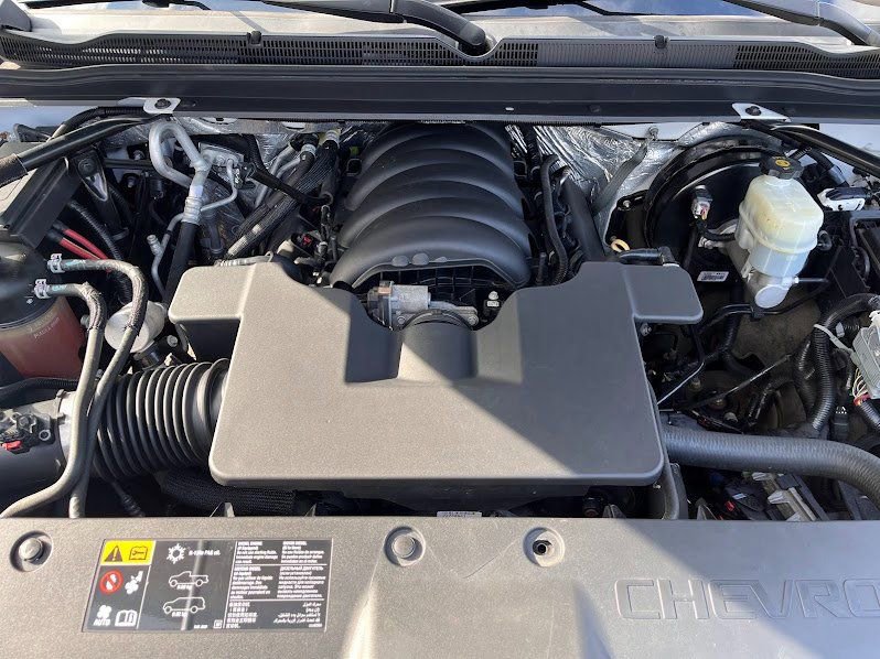 Used 2015 Chevrolet Suburban LS image 29