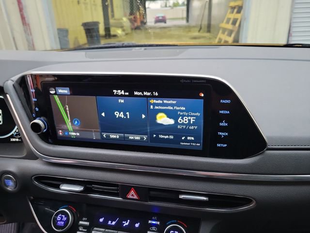 Used 2020 Hyundai Sonata SEL Plus w/ Tech Package image 19