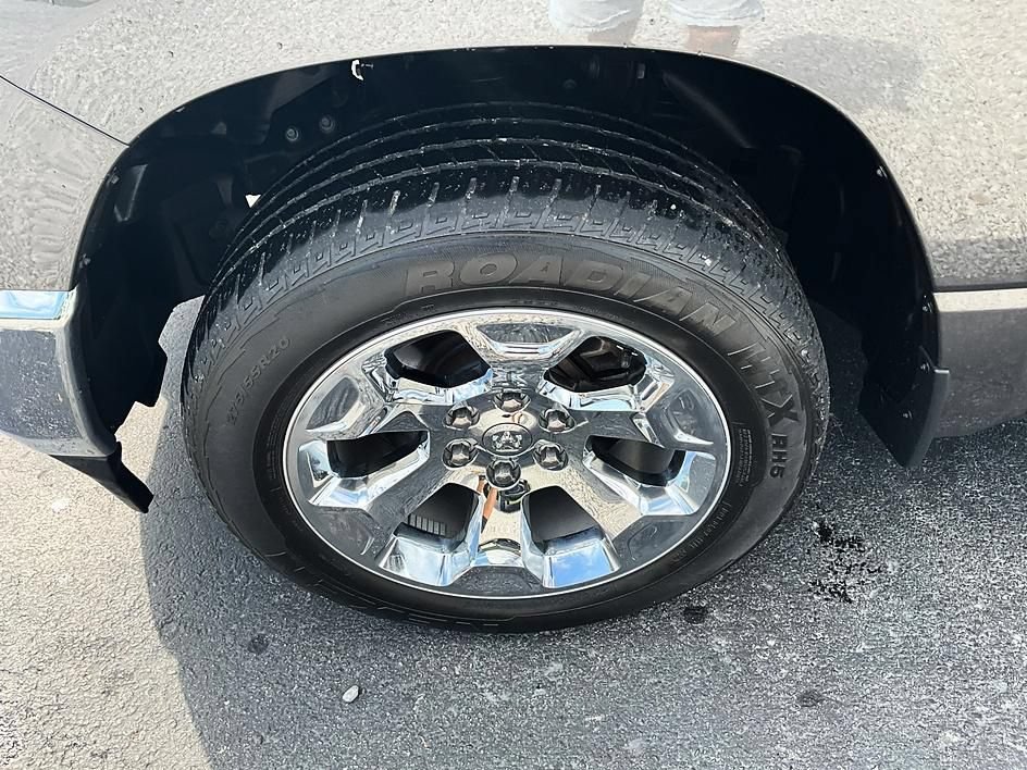 Used 2022 RAM 1500 Big Horn AWD/4WD image 11