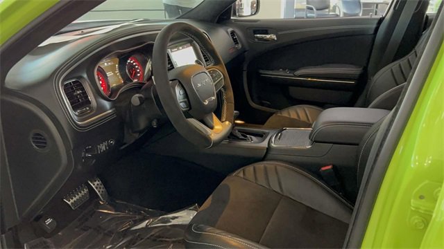 New 2023 Dodge Charger SRT Hellcat w/ Harman/Kardon Audio Group image 25