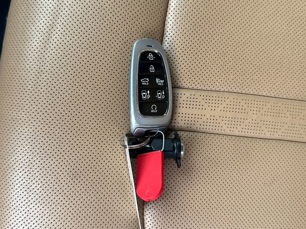 Used 2023 Hyundai Sonata Limited image 29