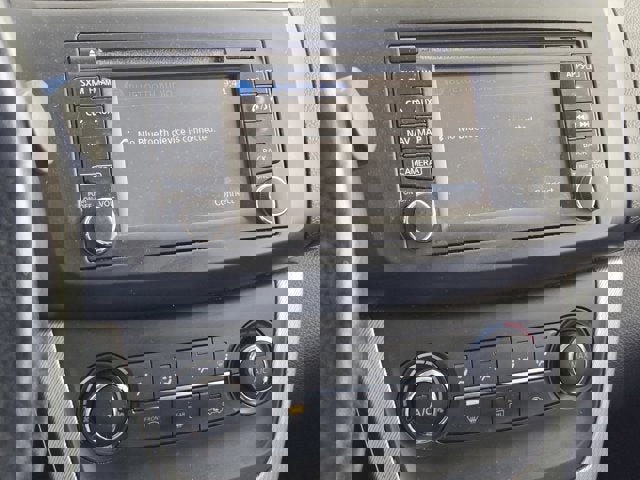 Used 2015 Nissan Sentra SR w/ Navigation Package image 21