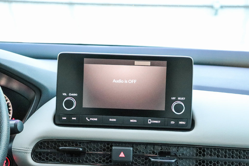 Used 2024 Honda HR-V LX image 16