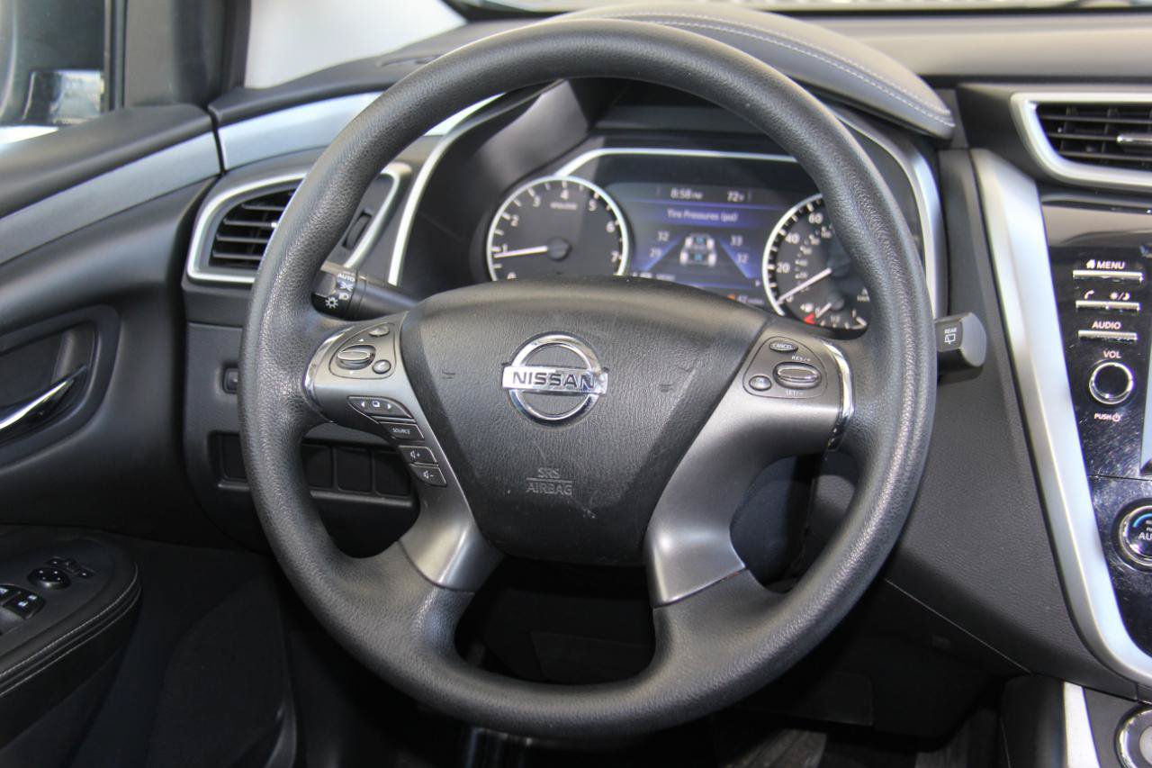 Used 2020 Nissan Murano S FWD image 11