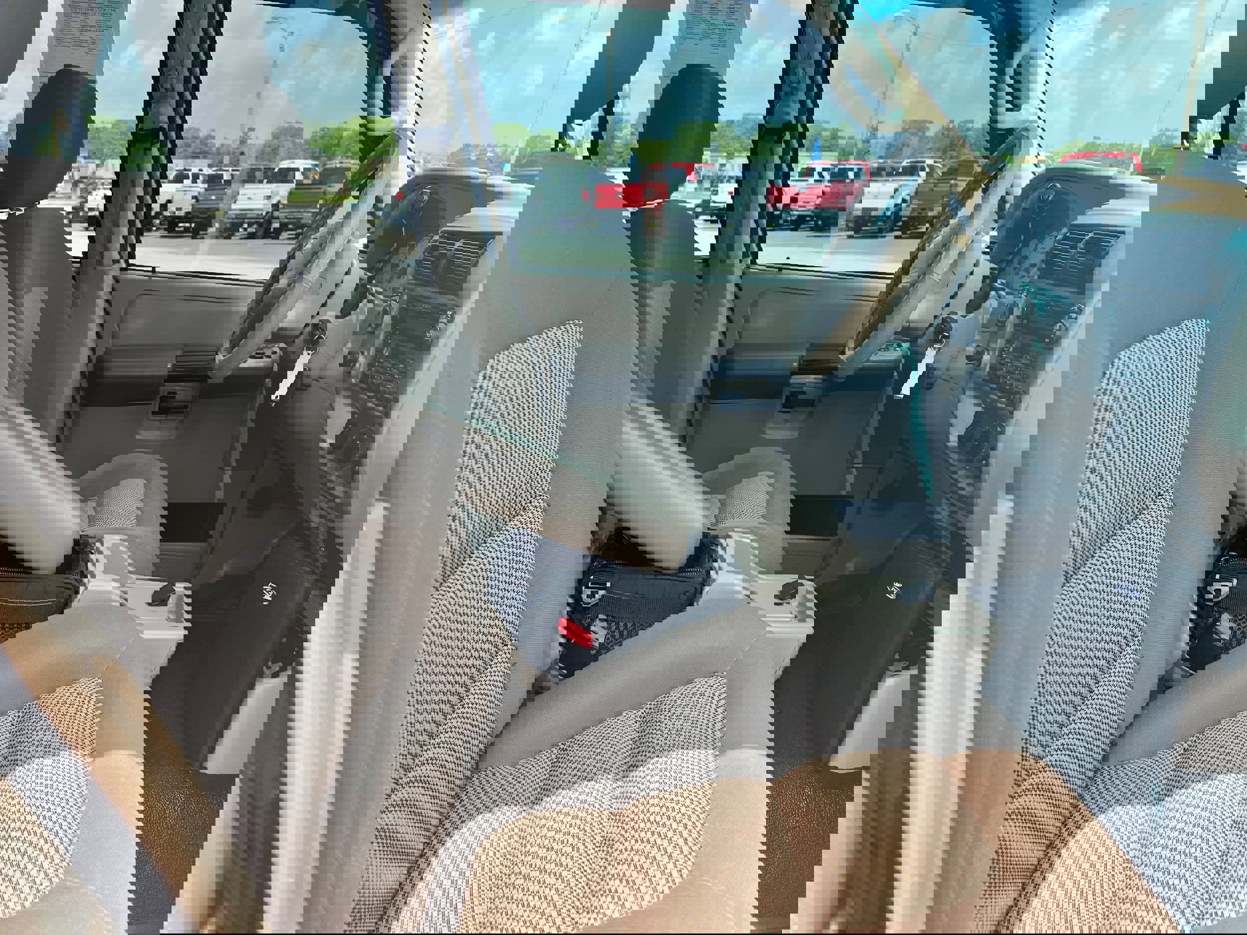 Used 2003 Ford Explorer Sport Trac XLT image 17