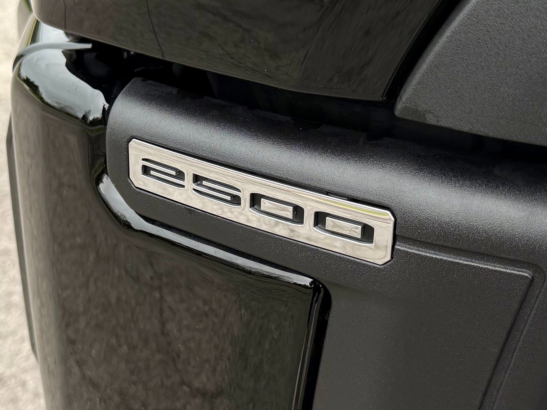 Used 2026 GMC Sierra 2500 AT4X image 12