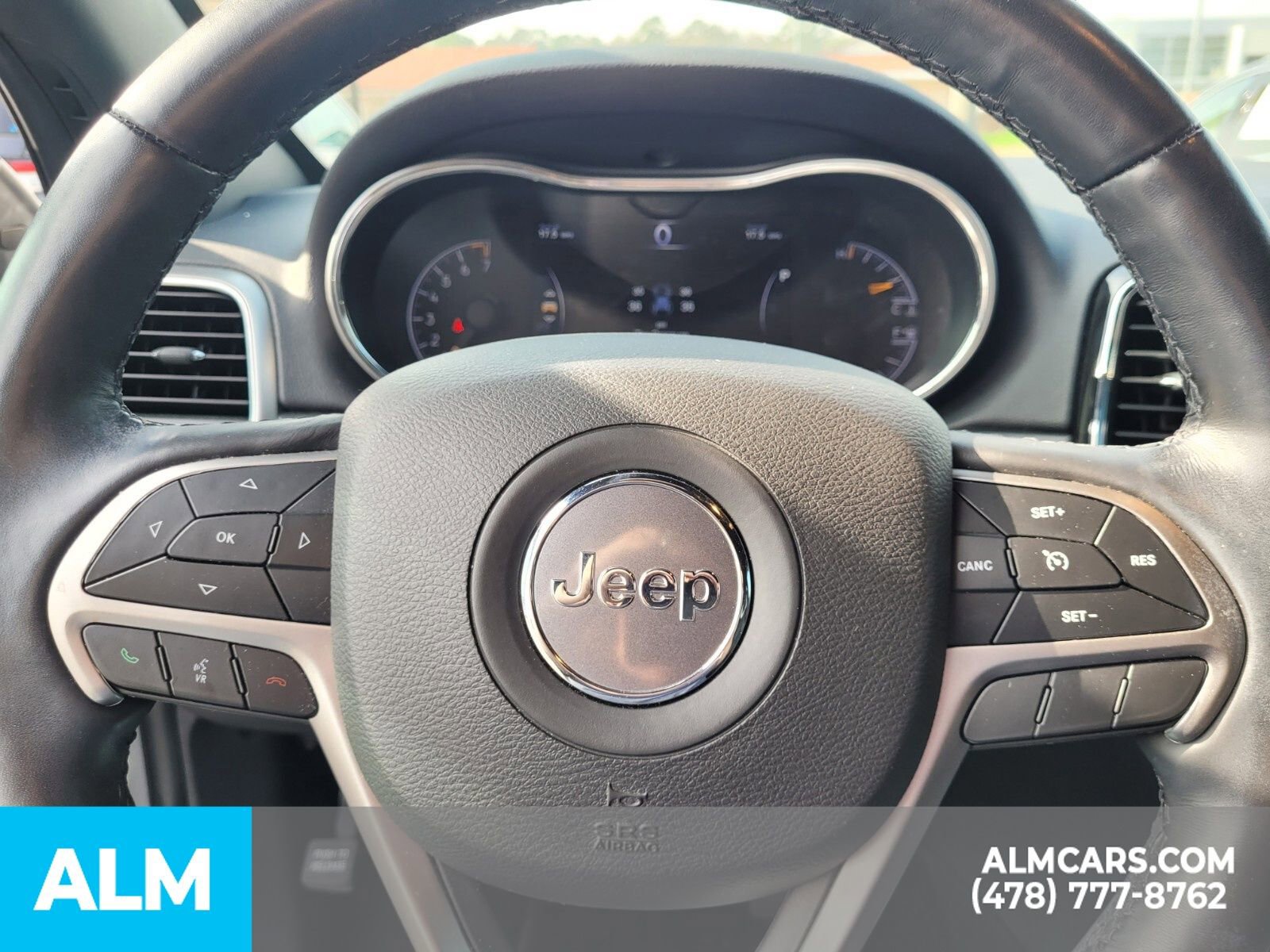 Used 2022 Jeep Grand Cherokee Limited image 25