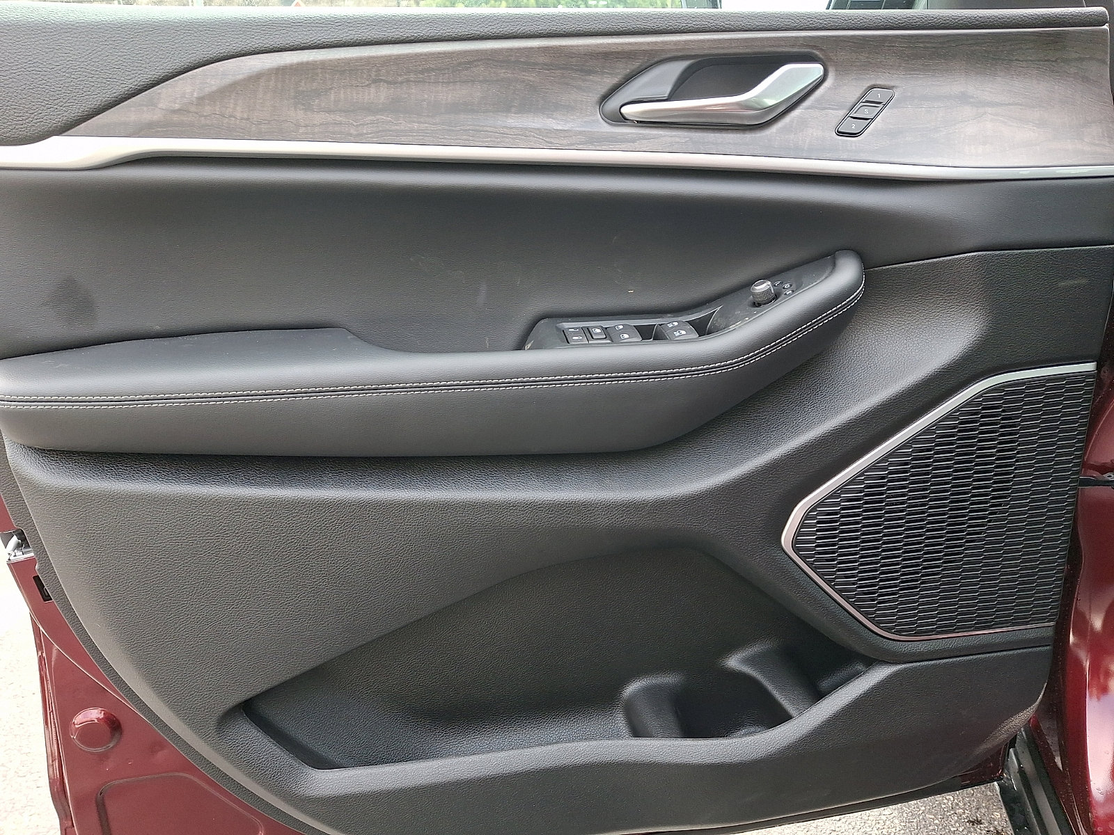 New 2026 Jeep Grand Cherokee Limited image 8