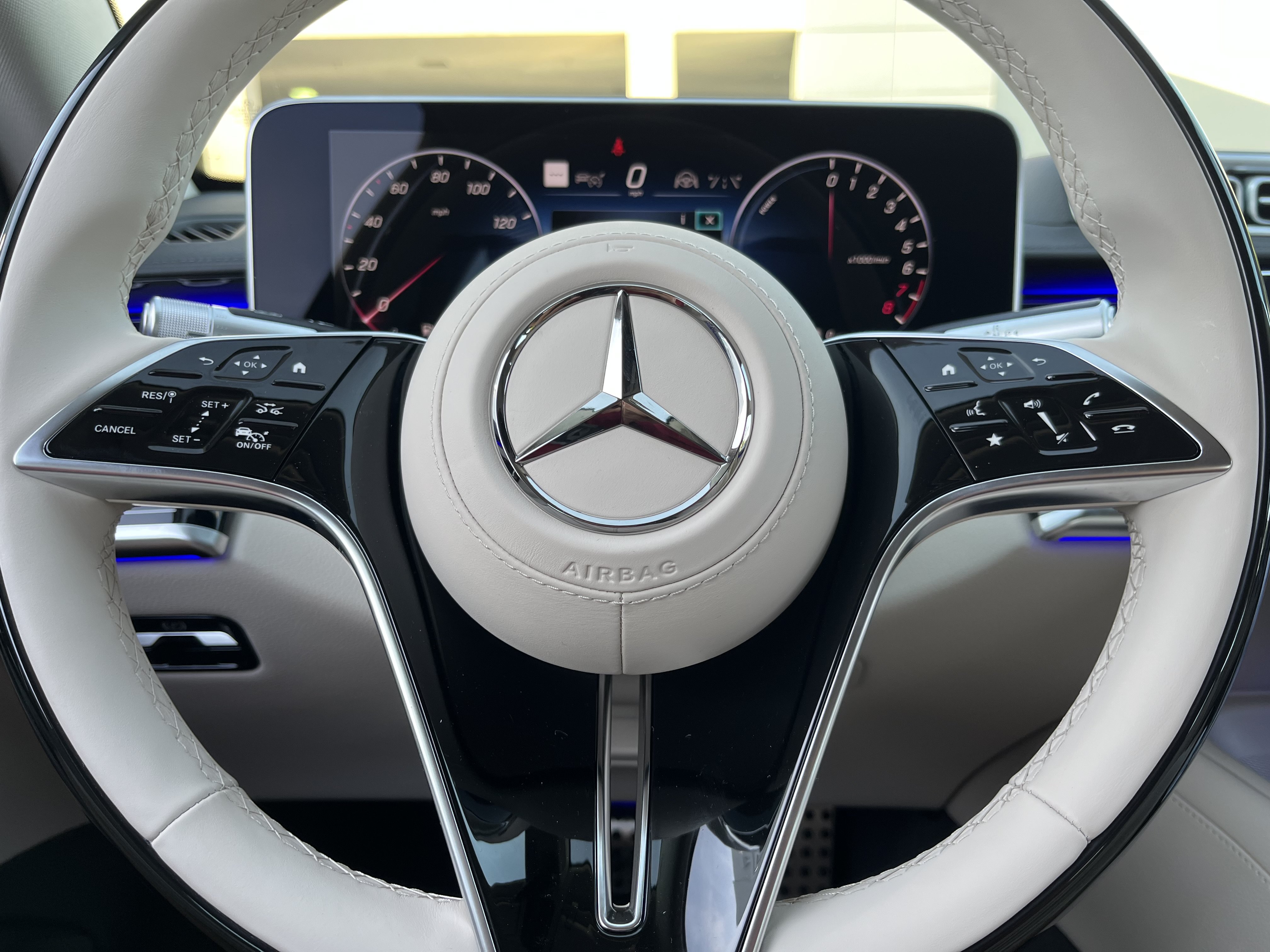 New 2026 Mercedes-Benz S 580e 4MATIC Sedan image 25