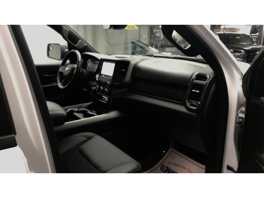 Used 2023 RAM 1500 Big Horn AWD/4WD image 25