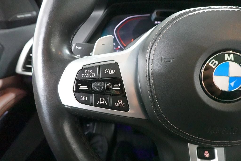 Used 2020 BMW X5 M50i AWD/4WD image 15