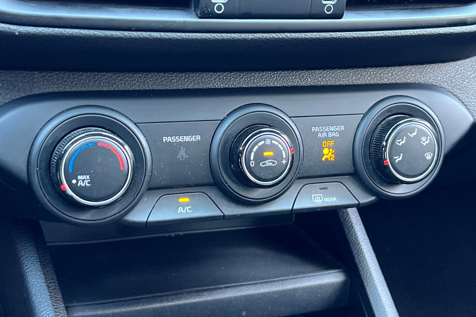 Used 2023 Kia Forte LXS image 19