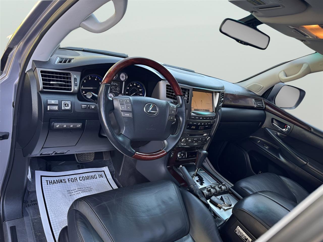 Used 2011 Lexus LX 570 4WD w/ Luxury Pkg image 14